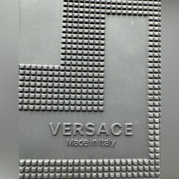 Versace Slides. - Picture 5 of 11